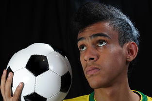 世俱杯-战术板上的奇迹：分析冠军球队的战术布局，冠军技巧