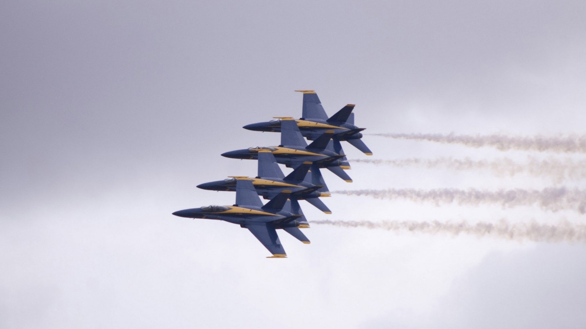 足球世俱杯-国际热身赛国家队复仇 球迷情绪爆发,国家队热身运动